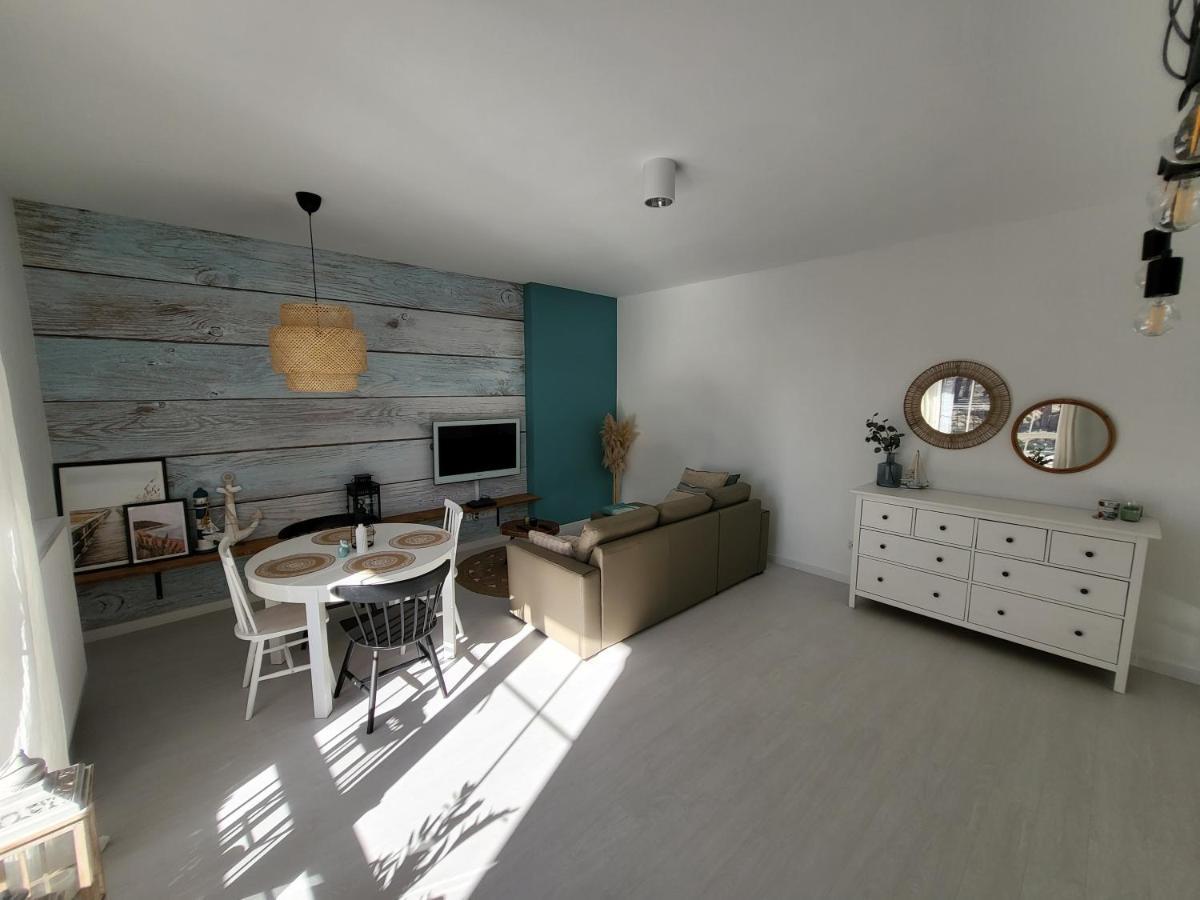 Apartament Przy Jeziorze Борне-Сулиново Экстерьер фото
